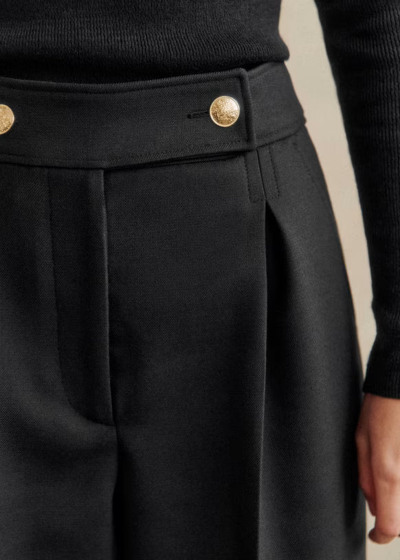 Cigarette trousers
