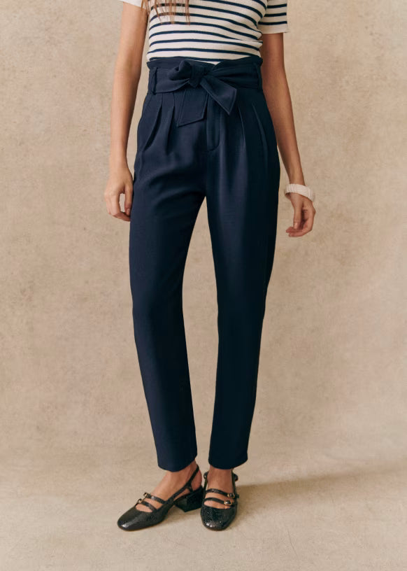 Tailored flared trousers